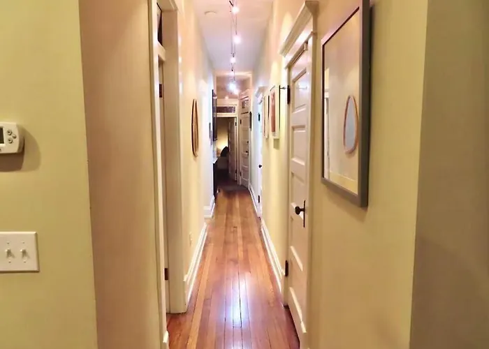 The Nook On Neil Walkable 3br