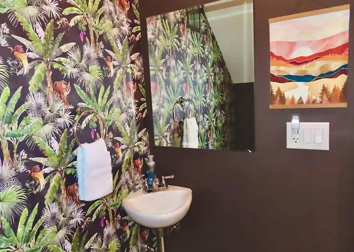 Apartamento The Nook On Neil Walkable 3br