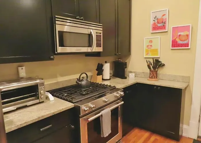 The Nook On Neil Walkable 3br Columbus